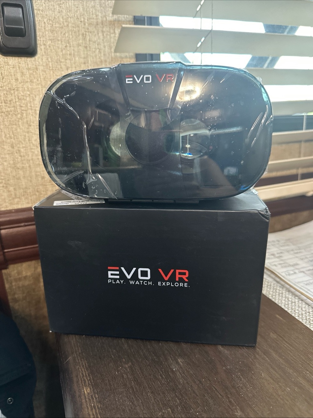 Black Virtual Reality Headset - Immersive Mobile VR